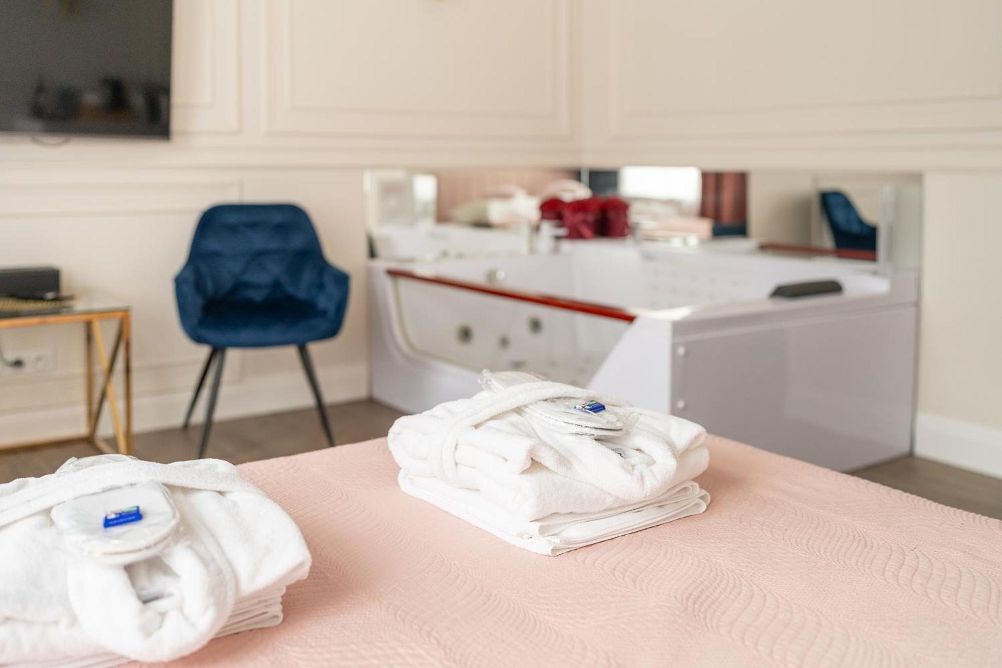 Apartament Glamour Prywatne Jacuzzi Starowislna 克拉科夫 外观 照片