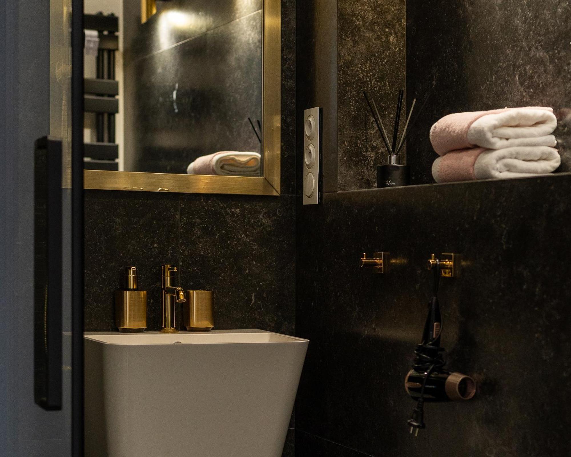 Apartament Glamour Prywatne Jacuzzi Starowislna 克拉科夫 外观 照片